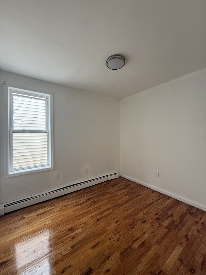 1346 Prospect before bedroom