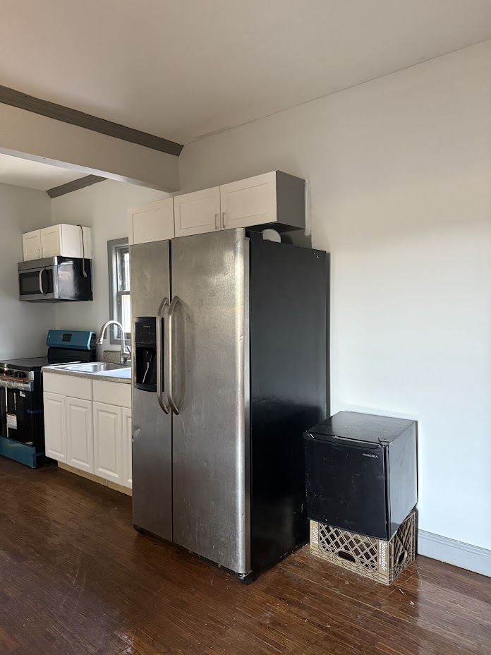 4354 Park Ave before kitchen